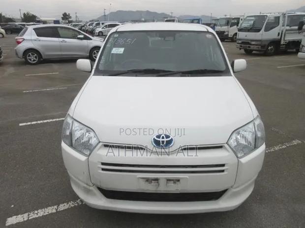 Toyota Probox 1.5 F 2WD 2020 White