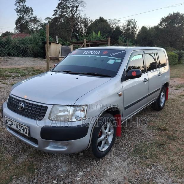 Toyota Succeed 2011 Silver