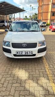 Toyota Succeed 2013 White for sale