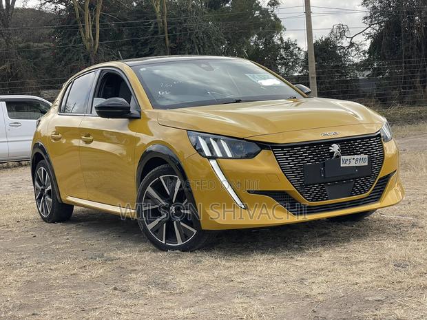 Peugeot 208 2020 Yellow