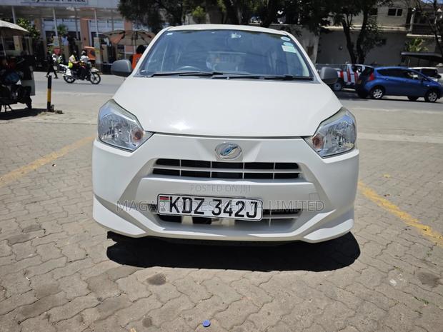 Daihatsu Mira 2019 White