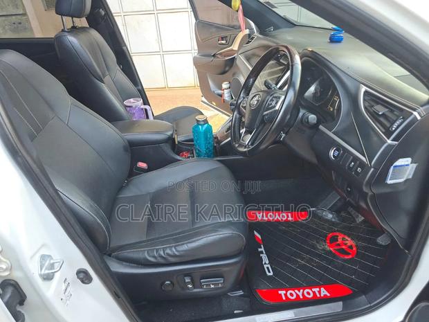 Toyota Harrier 2.0 2015 White
