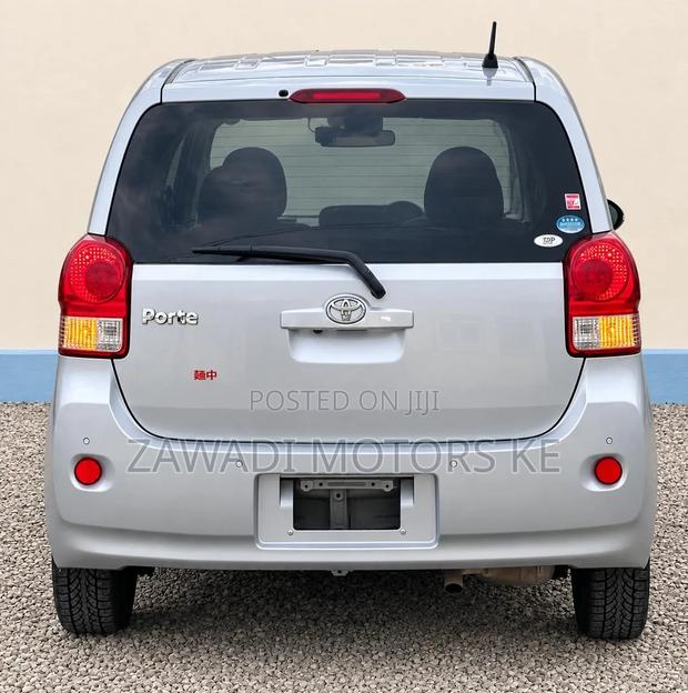 Toyota Porte 1.5 FWD 2019 Silver