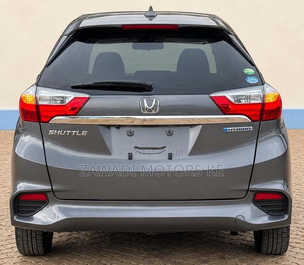 Honda Fit Shuttle 1.5 Hybrid 2WD 2019 Gray