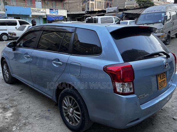 Toyota Corolla Fielder 1.5 Hybrid FWD 2014