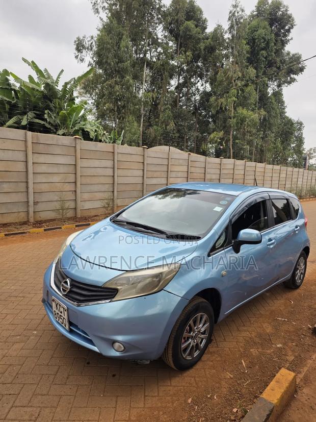 Nissan Note 2013 Blue