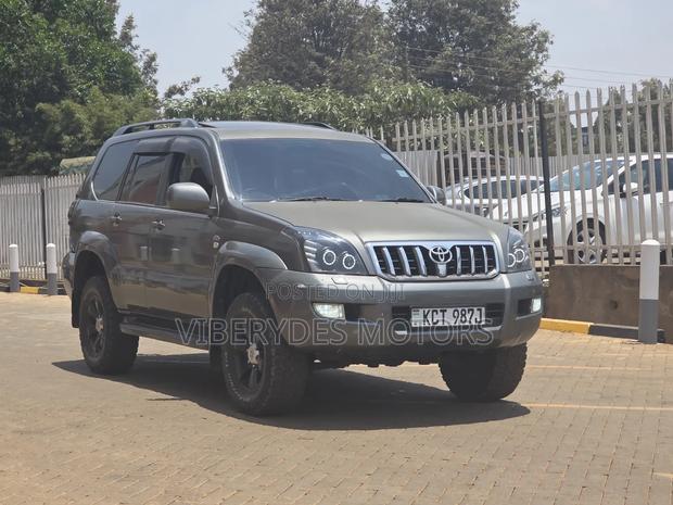 Toyota Land Cruiser Prado 2008 Gray