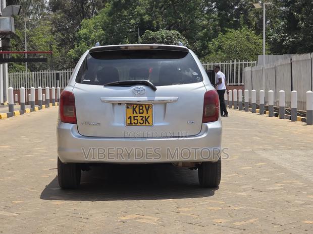 Toyota Corolla Fielder 2007 Silver