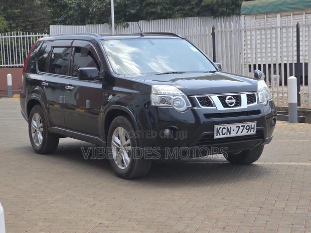 Nissan X-Trail 2010 Black