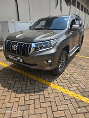 Toyota Land Cruiser Prado 2015 Gray for sale