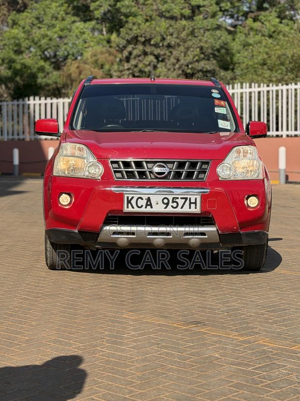 Nissan X-Trail 2007 Red