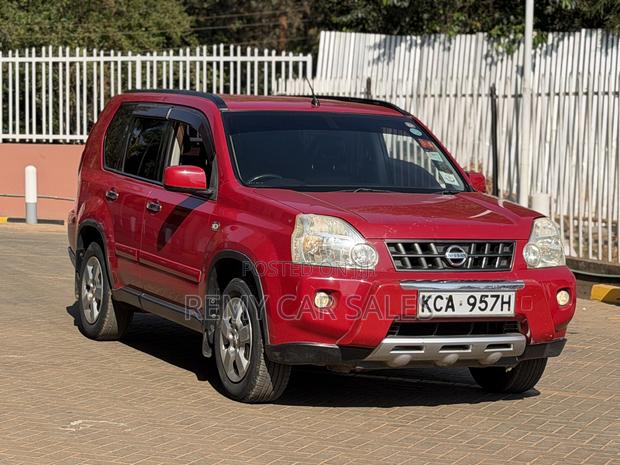 Nissan X-Trail 2007 Red