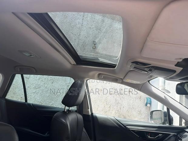 Subaru Outback 2022 Ivory