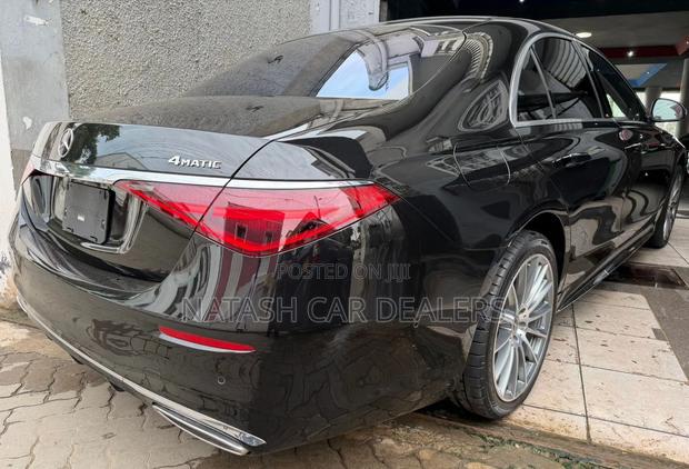 Mercedes-Benz S-Class 2022 Black