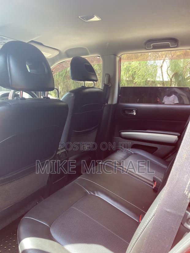 Nissan X-Trail 2.0 Petrol XE 2010 Red