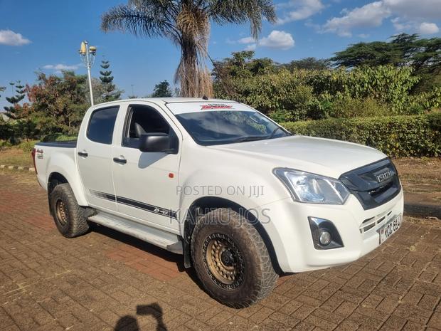Isuzu D-MAX 2014 Off white
