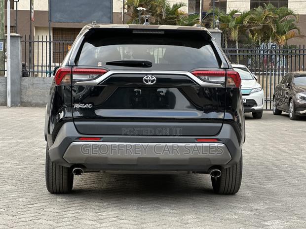 Toyota RAV4 LE AWD 2020 Black