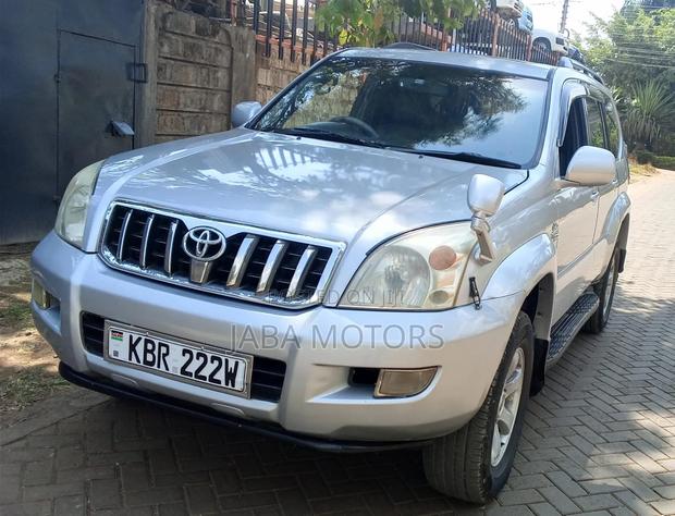 Toyota Land Cruiser Prado 2005 Silver