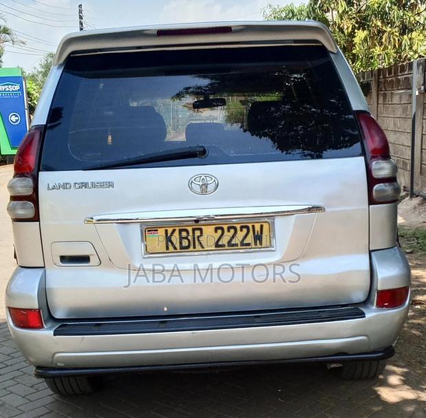 Toyota Land Cruiser Prado 2005 Silver