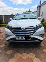 Toyota Rush 2018 White for sale