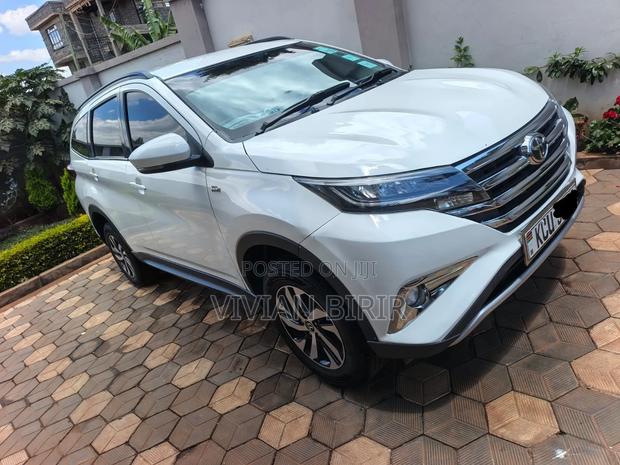 Toyota Rush 2018 White