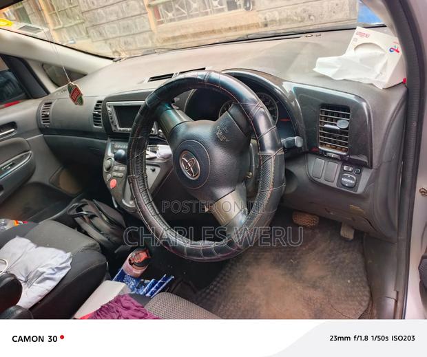 Toyota Wish 2007 Silver