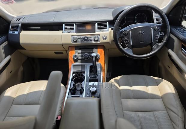 Land Rover Range Rover Vogue 2009 Brown