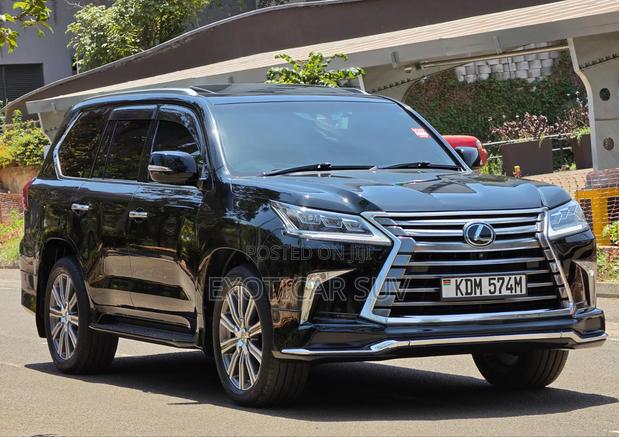 Lexus LX 570 AWD 2016 Black