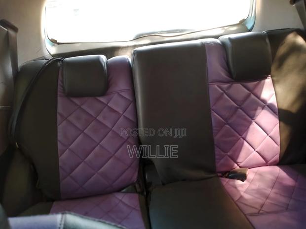 Toyota Vitz 2010 Blue