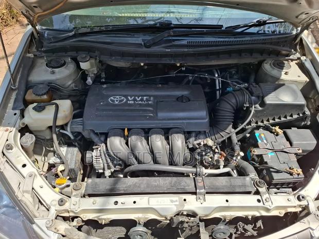 Toyota Premio 1.8 FWD 2004 Silver