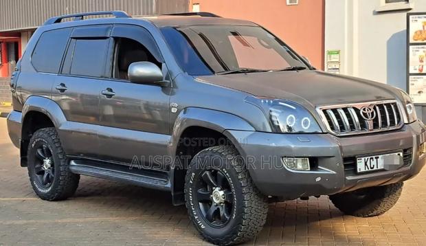Toyota Land Cruiser Prado 3.0 D-4D 5dr 2008 Gray