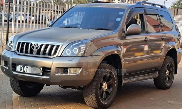 Toyota Land Cruiser Prado 3.0 D-4D 5dr 2008 Gray