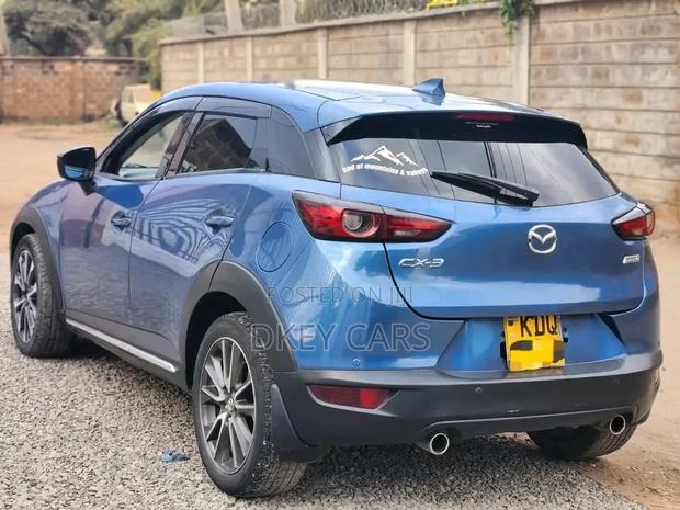 Mazda CX-3 2017 Blue