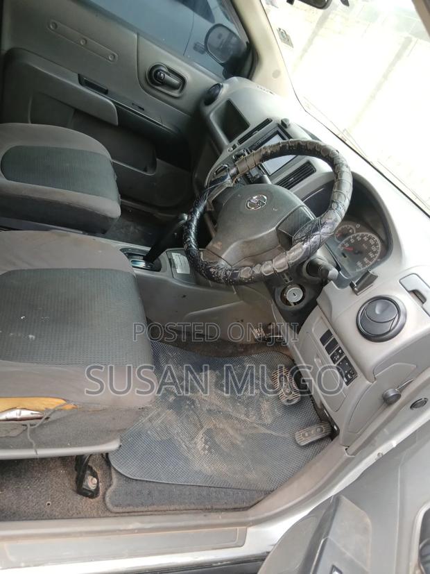 Nissan Advan 2008 White