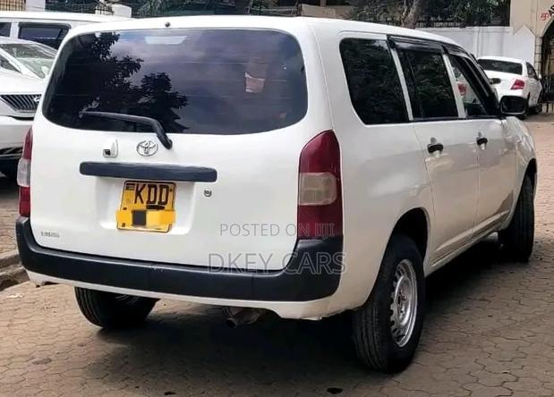 Toyota Probox 2014 White