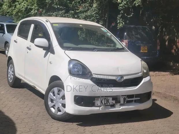 Daihatsu Mira 2015 White
