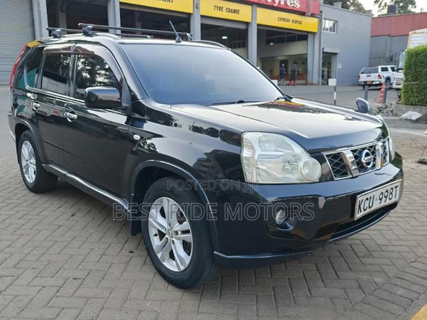 Nissan X-Trail 2.0 Petrol XE 2012 Black