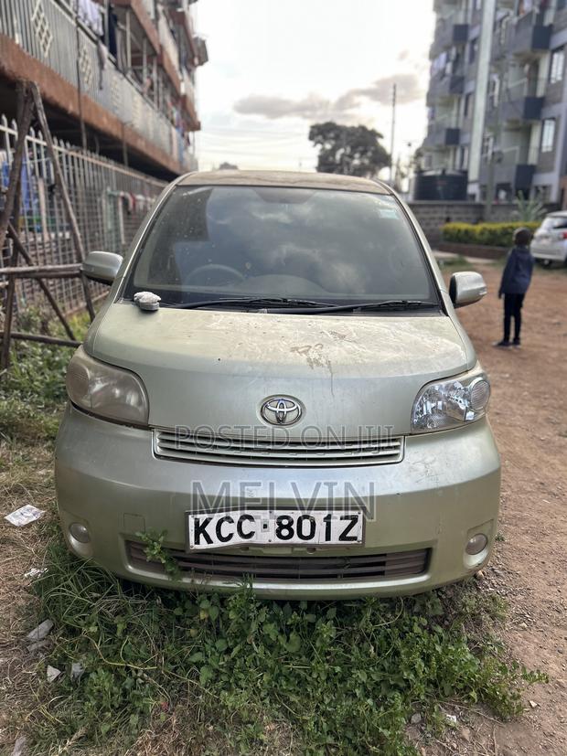 Toyota Porte 1.5 AWD 2008 Green