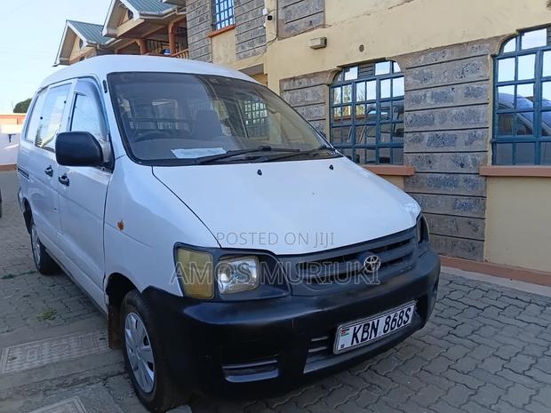Toyota TownAce 2004 White