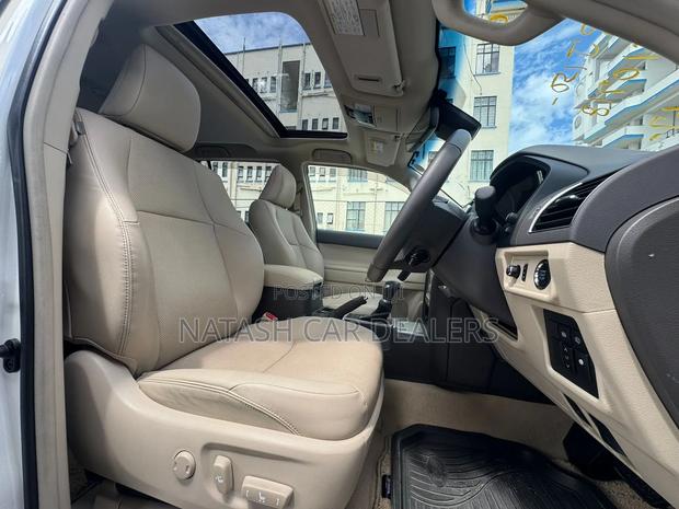 Toyota Land Cruiser Prado 2020 White
