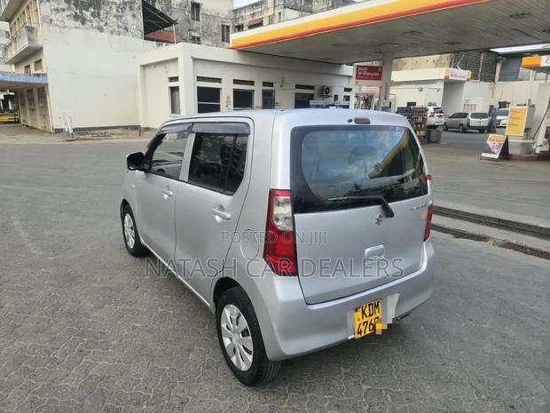 Suzuki Wagon R 2016 Silver
