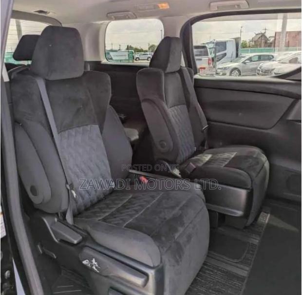 Toyota Vellfire 2019 Black