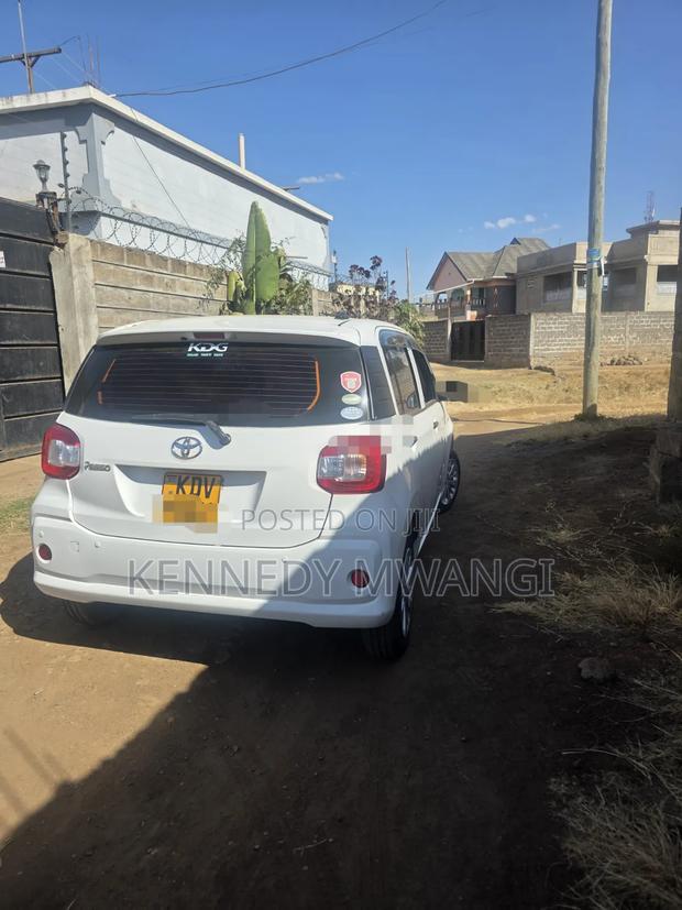 Toyota Passo 2019 White