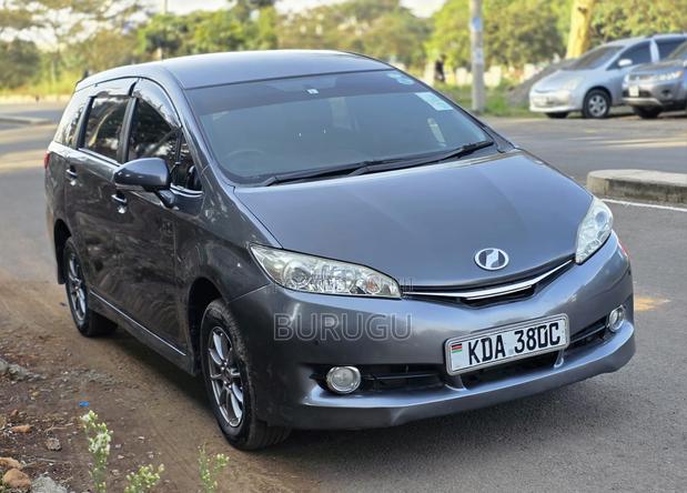 Toyota Wish 2013 Gray