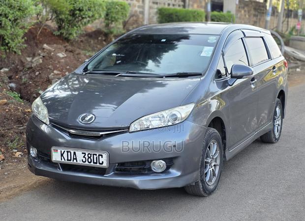 Toyota Wish 2013 Gray