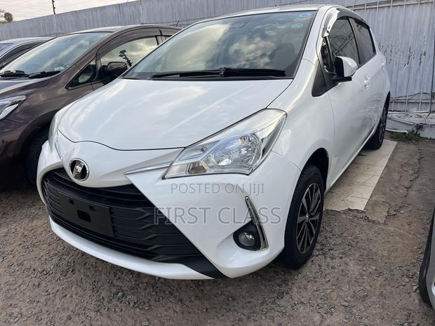Toyota Vitz 1.3 AWD 5dr 2019 White