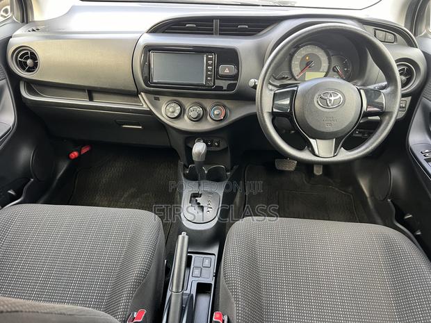 Toyota Vitz 1.3 AWD 5dr 2019 White