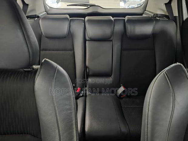 Honda Vezel 1.5 Hybrid 2WD 2019 Pearl