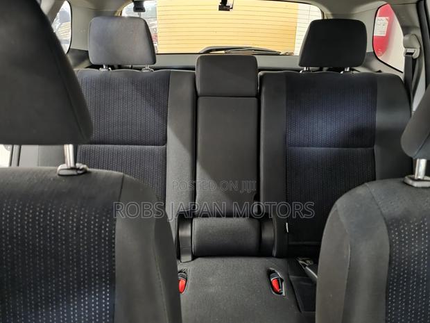 Toyota Corolla Fielder 1.5 Hybrid FWD 2019 White