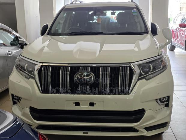 Toyota Land Cruiser Prado 2.7 2019 Pearl